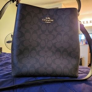 Coach Tote